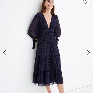 Madewell tie sleeved tiered midi dress